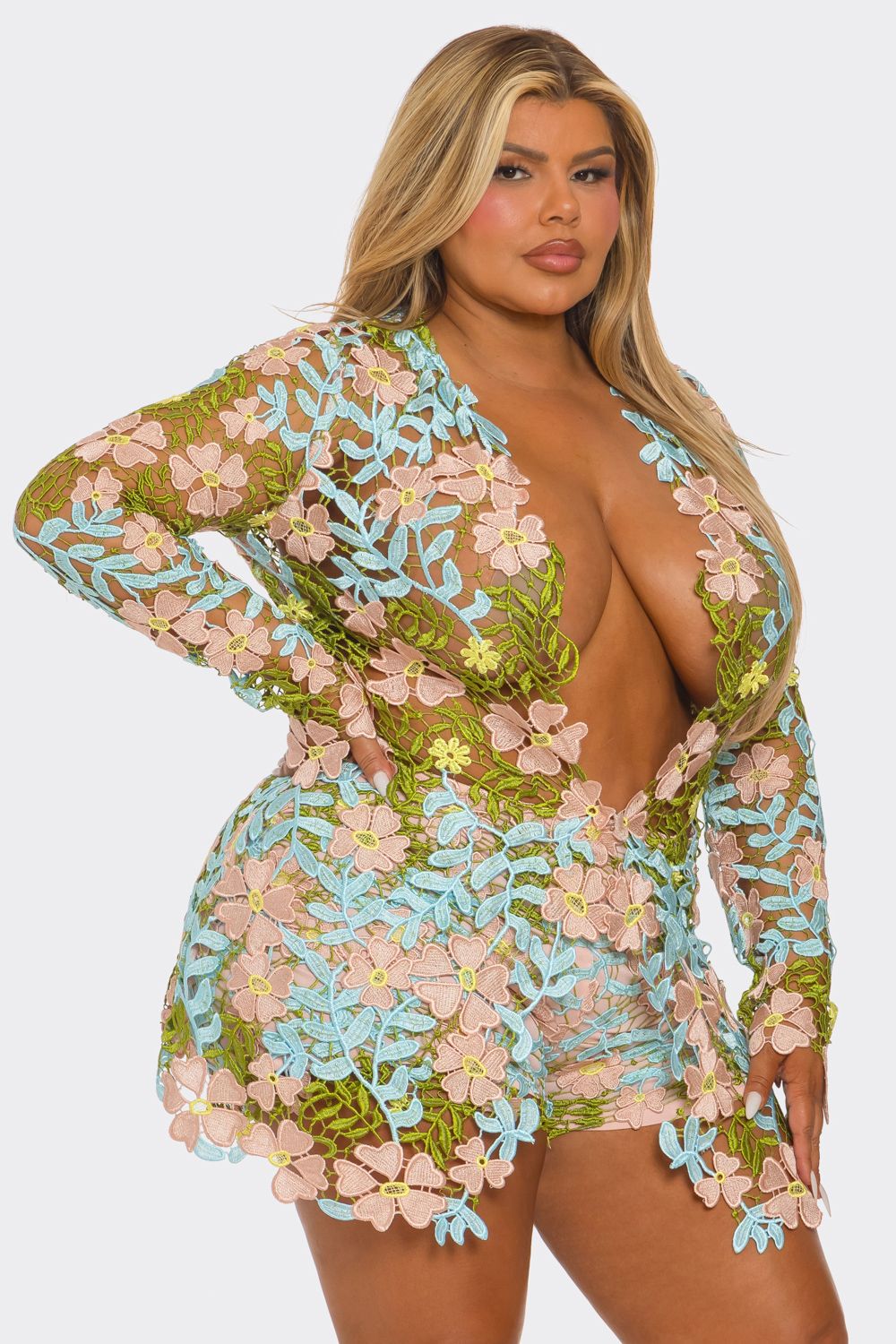 FLOWER LACE 2 PIECE SET SHORT AND BLAZER